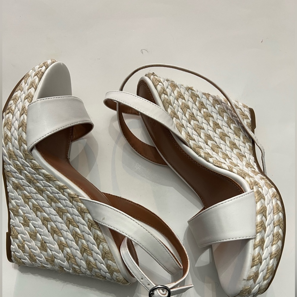 ASOS Wedges size 9 but fits like an 8.